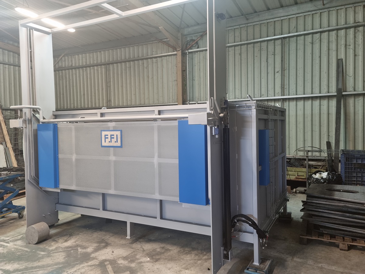 Réalisation de deux fours sur mesure pour la fabrication de pièces en titane